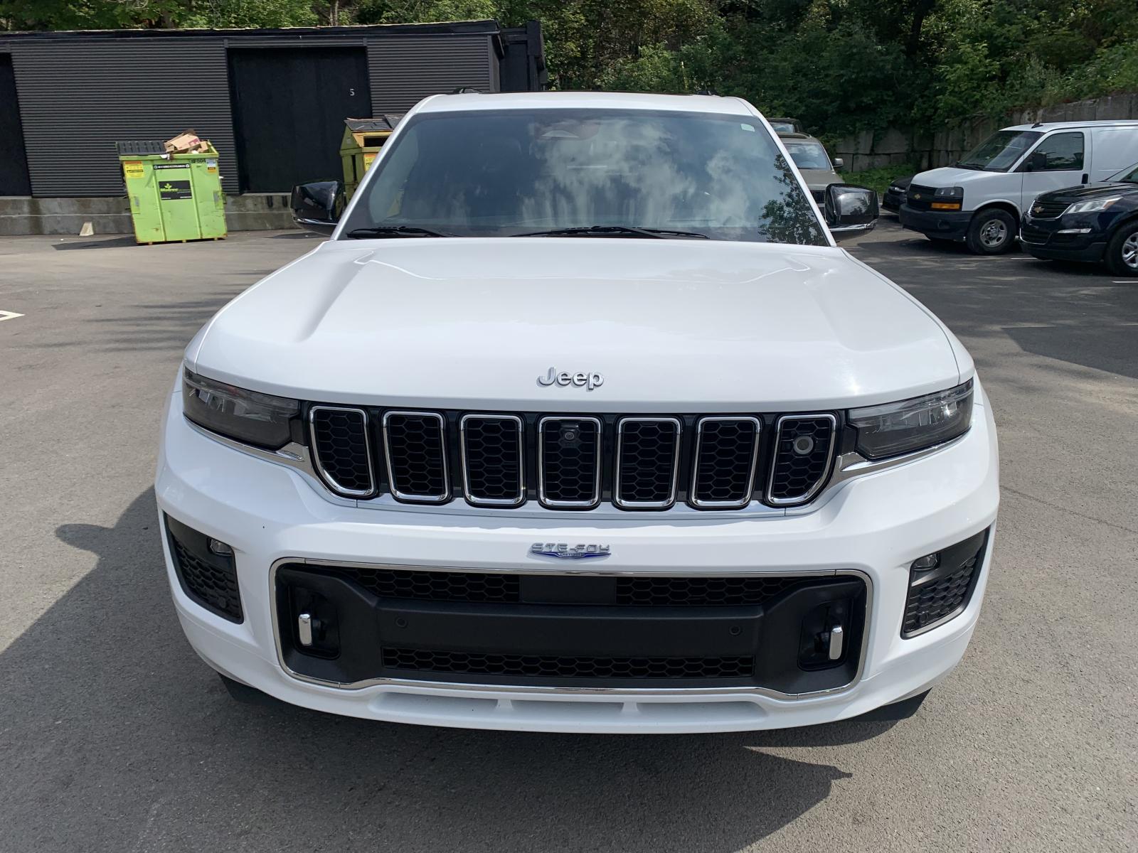 Jeep Grand Cherokee L Overland 2023 — photo 2