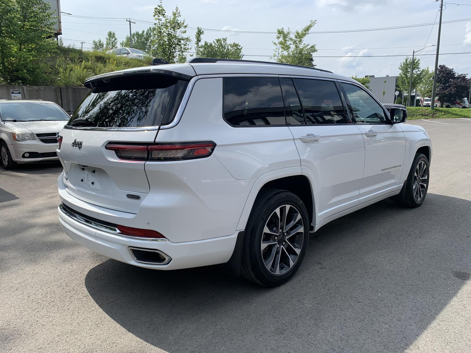 Jeep Grand Cherokee L Overland 2023 — photo 4