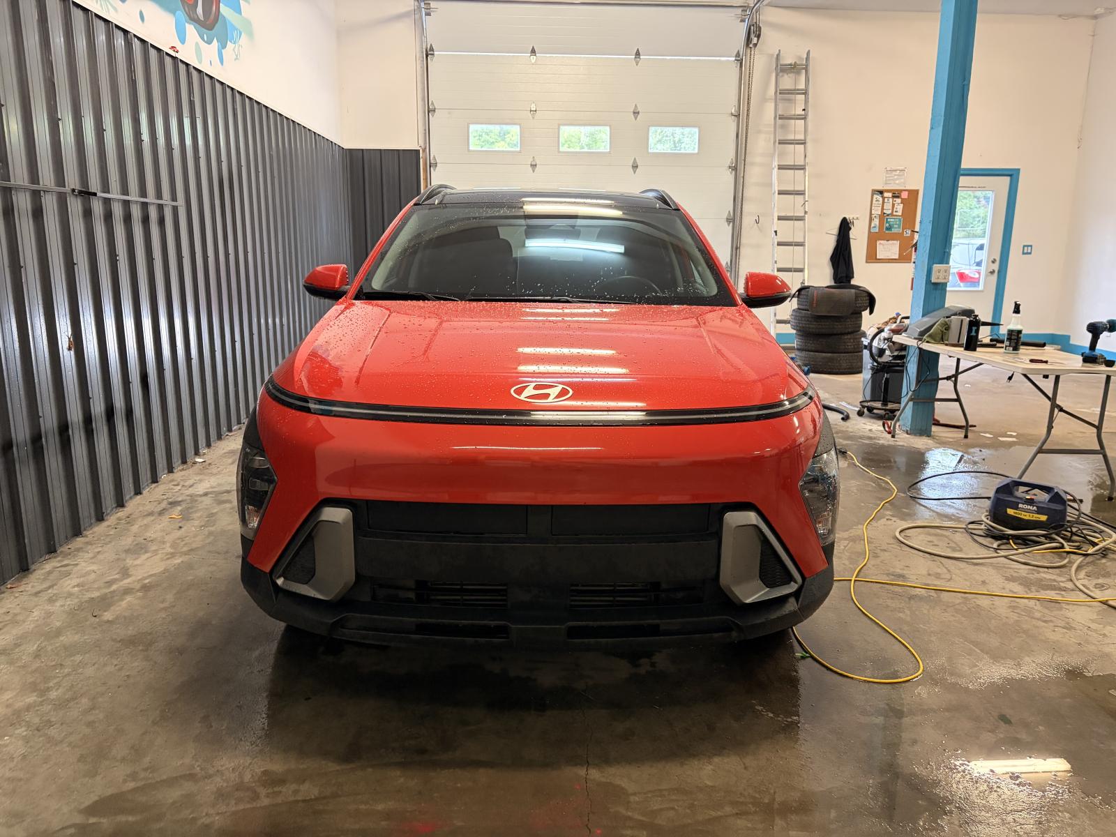 Hyundai Kona Preferred Sport 2025 — photo 2