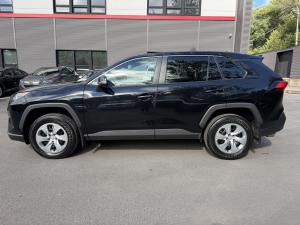 Miniature 7 Toyota Rav4 LE 2022