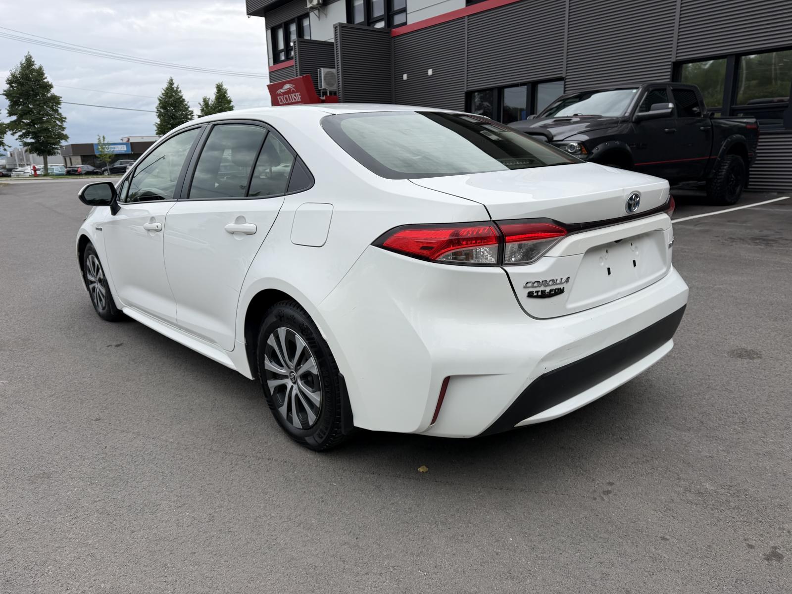 Toyota Corolla Hybrid 2020 — photo 4