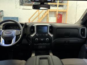 Miniature 9 GMC Sierra K1500 Elevation 2021