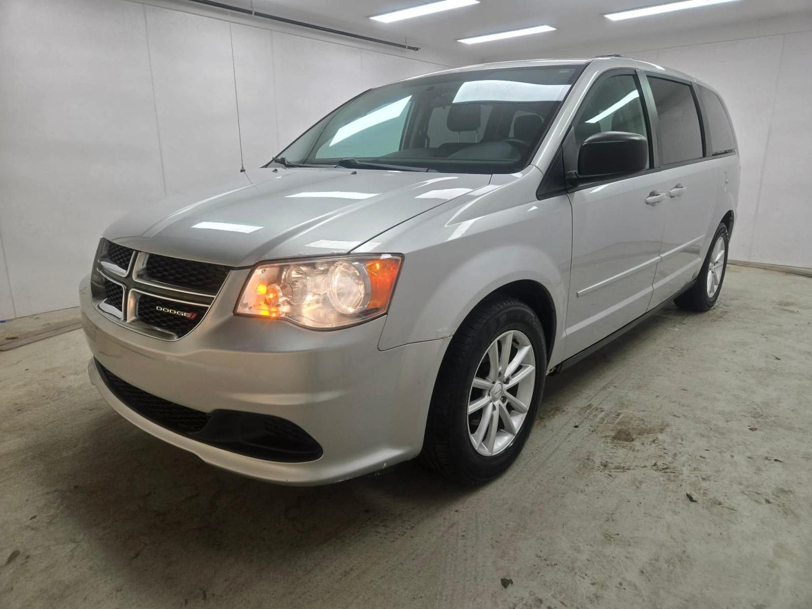 Dodge Grand Caravan SXT 2012
