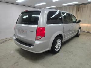 Miniature 6 Dodge Grand Caravan SXT 2012