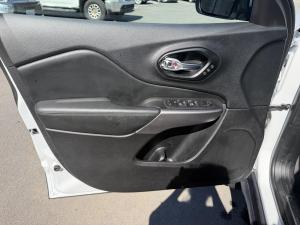 Thumbnail 13 Jeep Cherokee Limited 2021