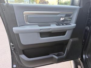 Miniature 11 RAM 1500 Classic Warlock 2020