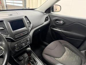 Miniature 14 Jeep Cherokee North 2019