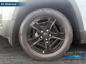 Miniature 6 Jeep Cherokee Laredo 2026