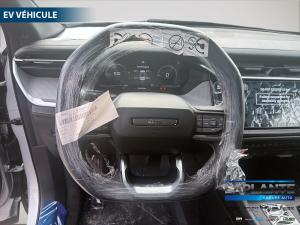 Miniature 11 Jeep Cherokee Laredo 2026