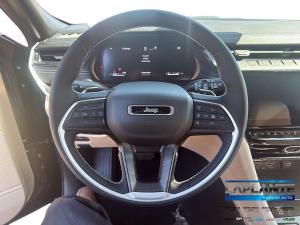 Thumbnail 12 Jeep Grand Cherokee Laredo 2027