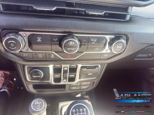 Miniature 19 Jeep Wrangler Sport 2027