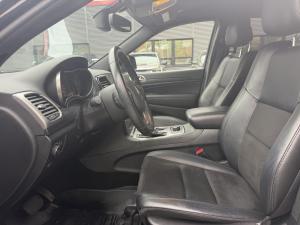 Miniature 13 Jeep Grand Cherokee Altitude 2021