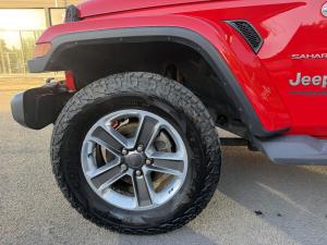 Miniature 8 Jeep Wrangler Unlimited Sahara 2019