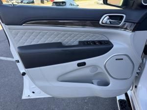 Miniature 13 Jeep Grand Cherokee Summit 2019