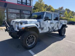 2020 Jeep Gladiator Overland - Image 1