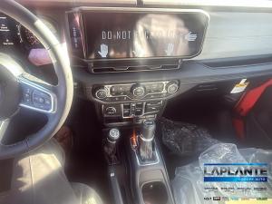 Miniature 14 Jeep Wrangler Sahara 2027