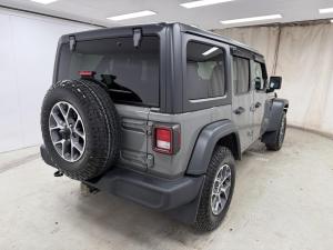 Miniature 5 Jeep Wrangler 4-Door Sport S 2023