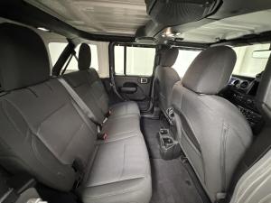 Miniature 18 Jeep Wrangler 4-Door Sport S 2023