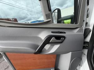 Miniature 9 Mercedes-Benz Sprinter 3500  2011