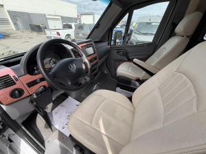 Miniature 10 Mercedes-Benz Sprinter 3500  2011