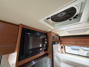 Miniature 20 Mercedes-Benz Sprinter 3500  2011
