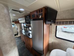 Miniature 17 Mercedes-Benz Sprinter 3500  2011