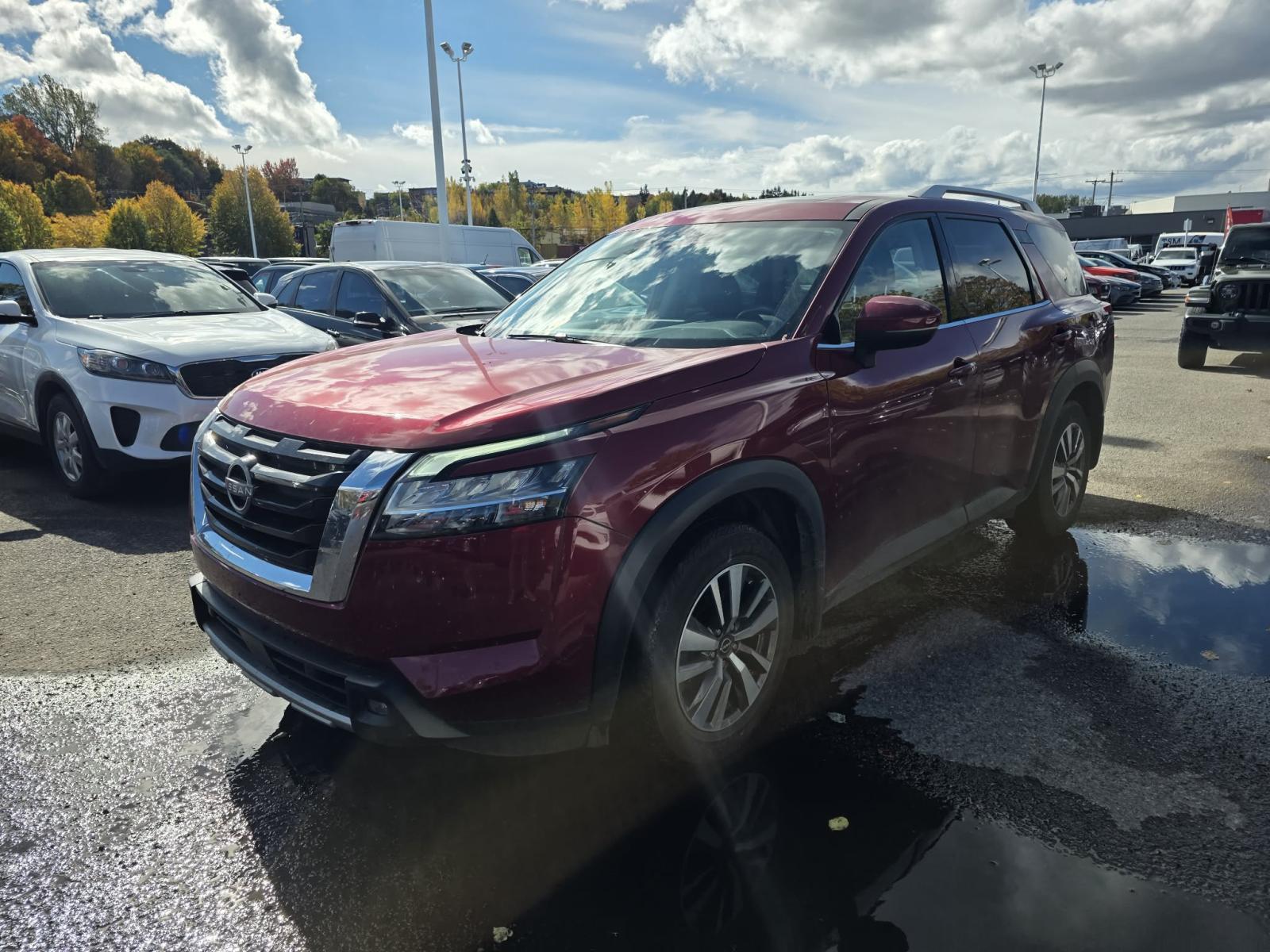 Nissan Pathfinder SL 2023