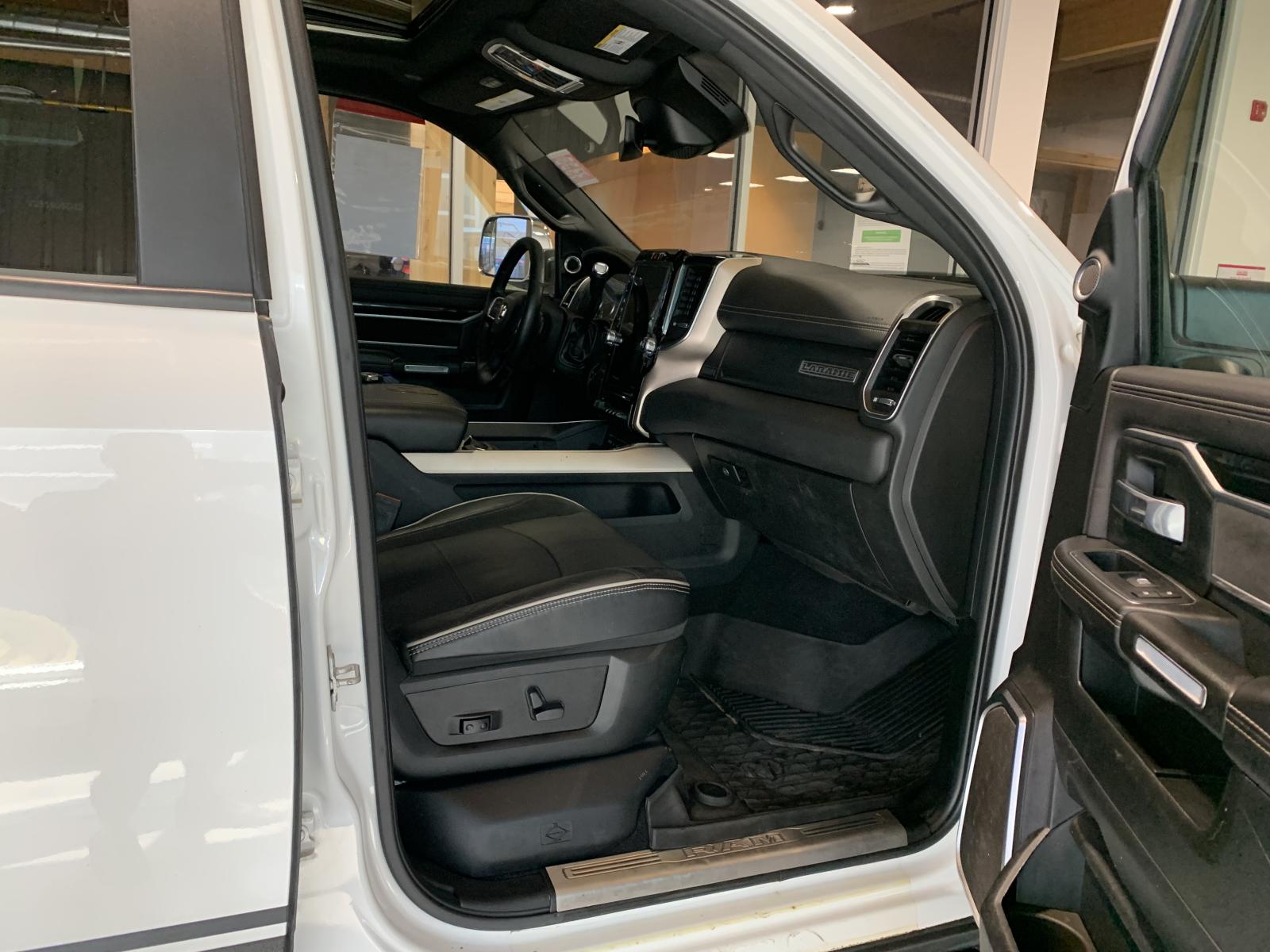 RAM 2500 Laramie 2019 — photo 8