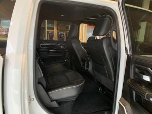 Miniature 11 RAM 2500 Laramie 2019