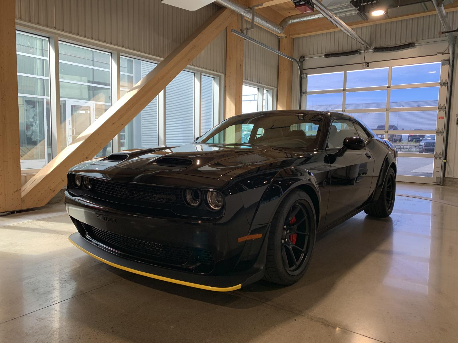 Dodge Challenger SRT HELLCAT REDEYE À PROFIL ÉLARGI 2023