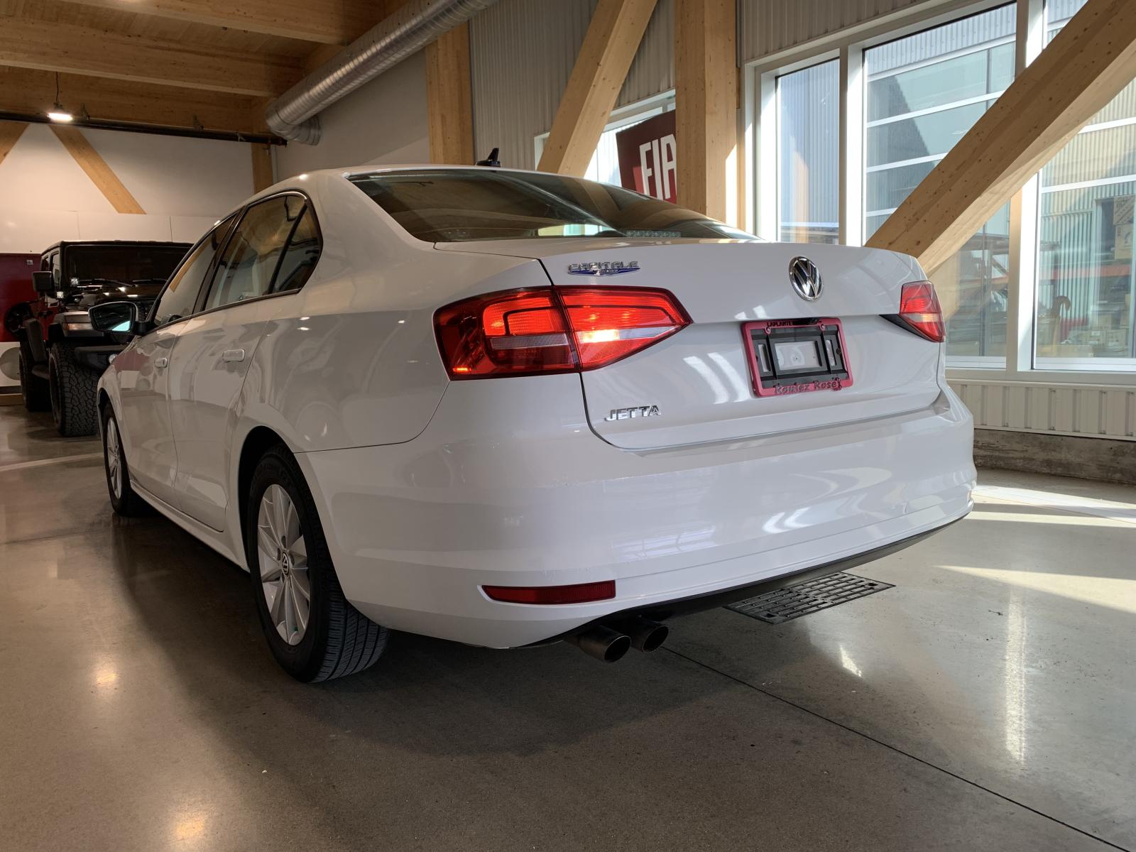 2015 Volkswagen Jetta Sedan thumbnail 185