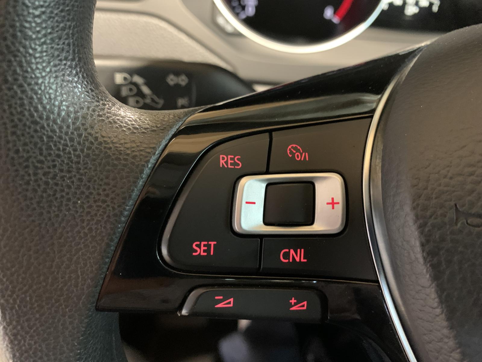 2015 Volkswagen Jetta Sedan thumbnail 198