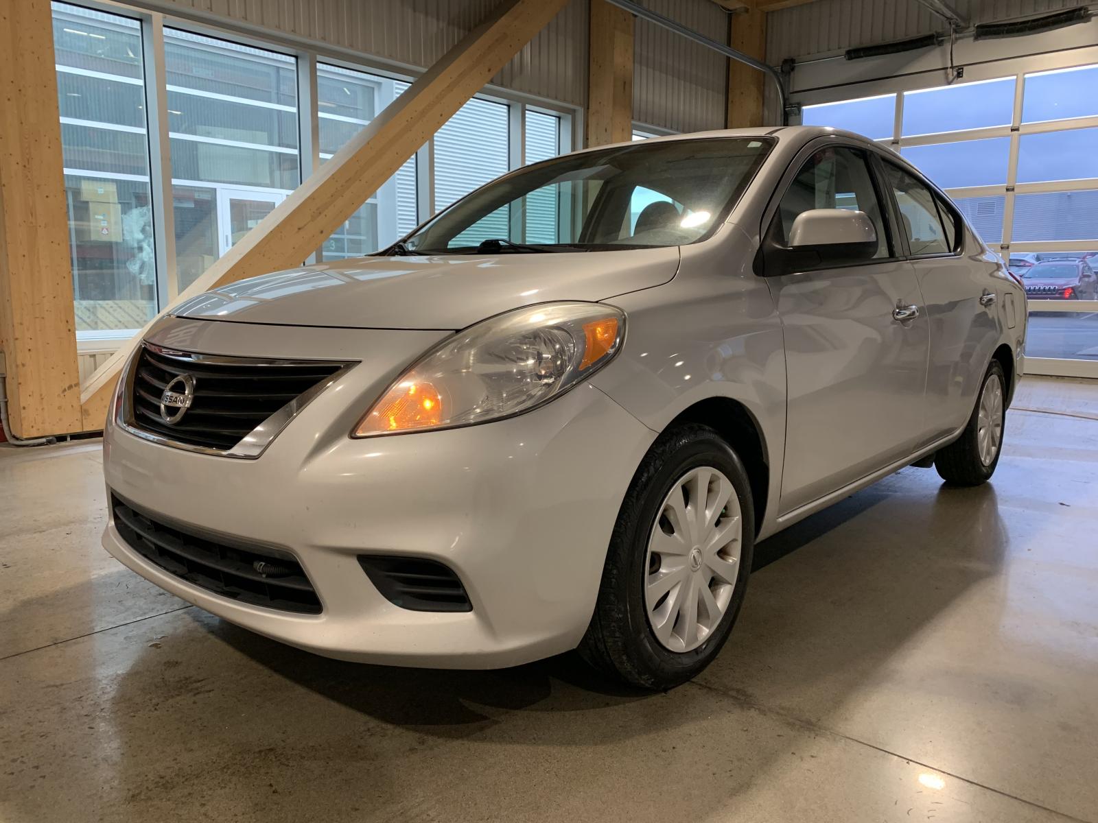 Nissan Versa SV 2014