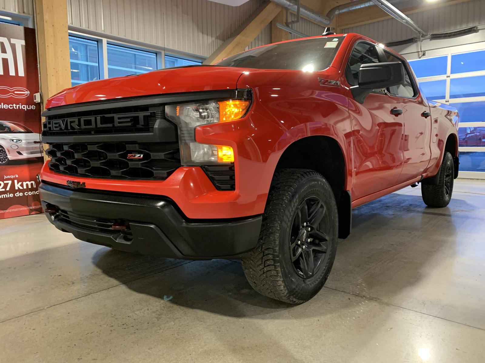 Chevrolet Silverado K1500 Trail Cus Custom Trail Boss 2024