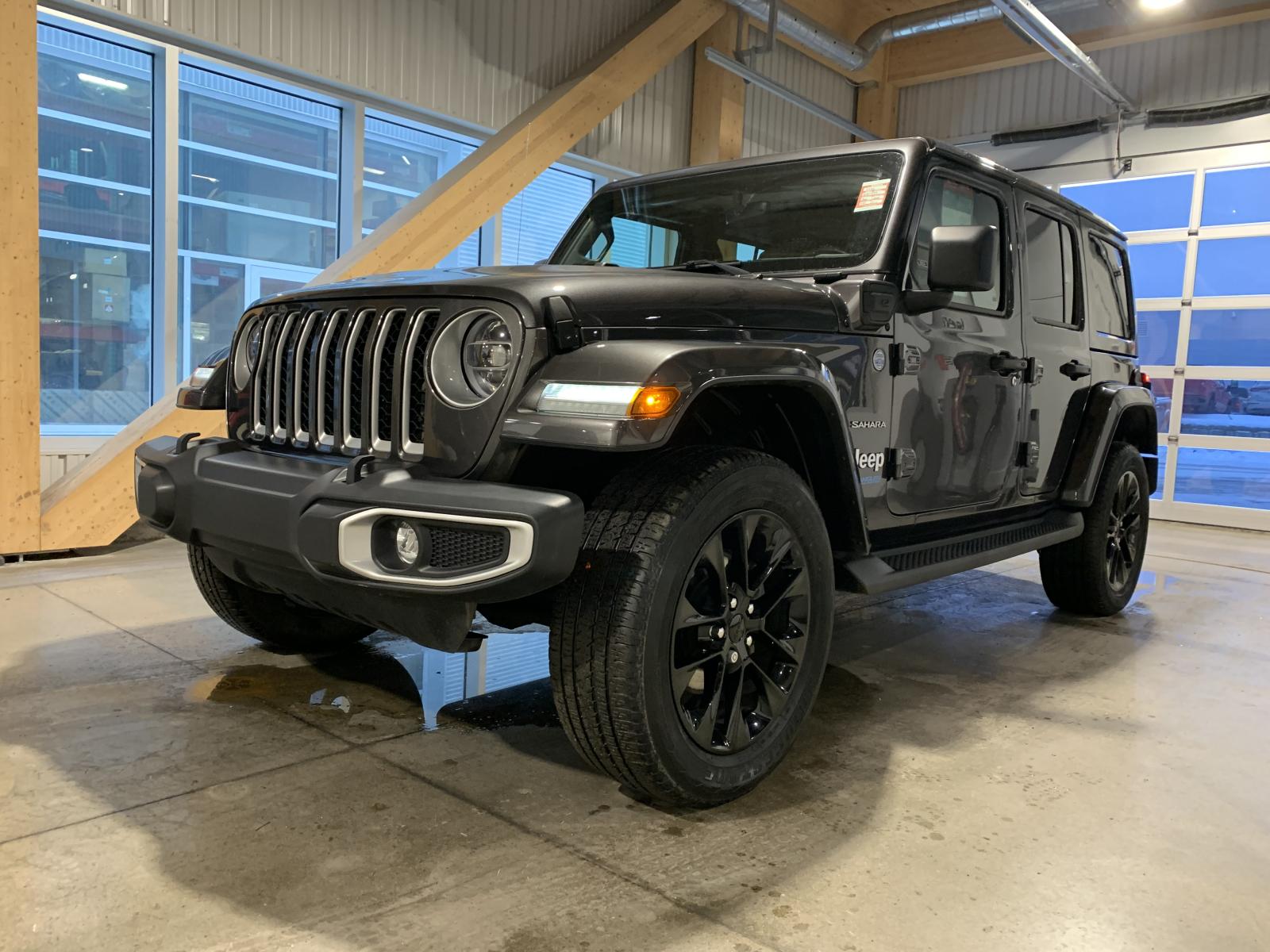 Jeep Wrangler 4xe Unlimited Sahara 2021