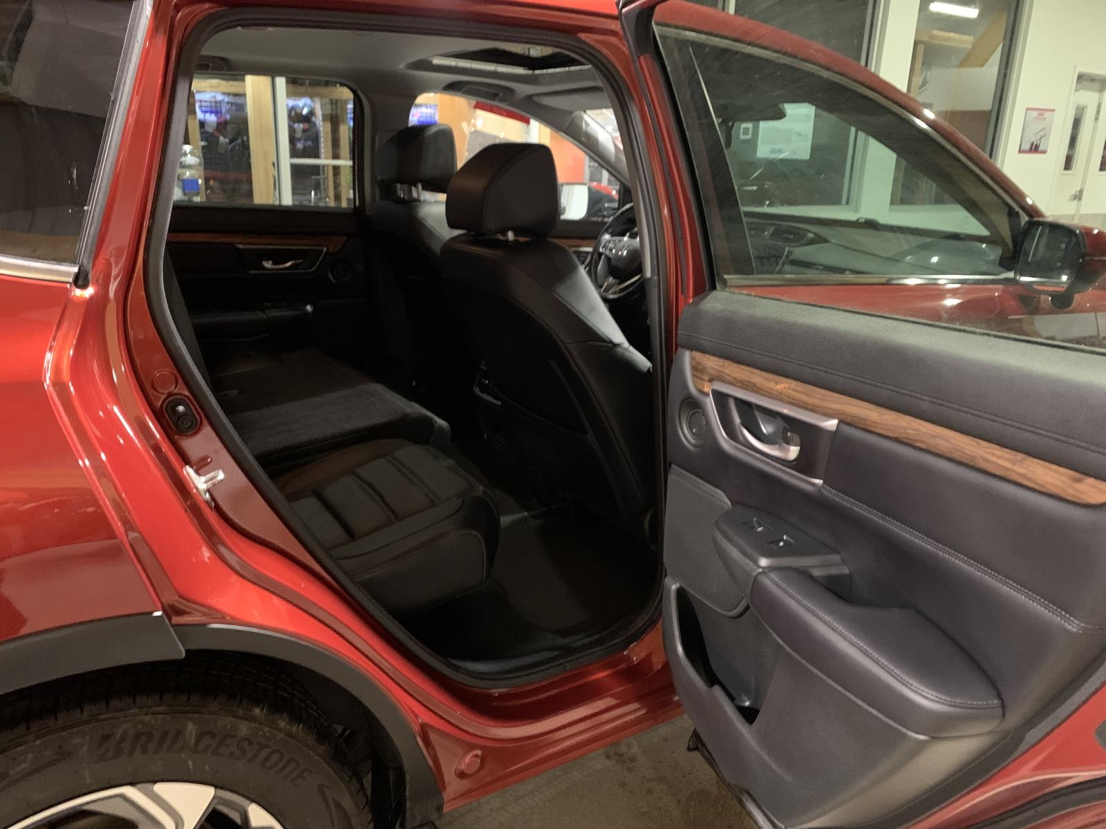 Honda CR-V EX-L 2018 — photo 8