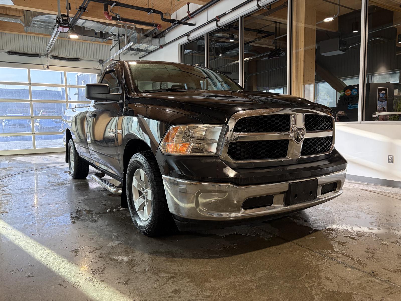 RAM 1500 ST 2015 — photo 2