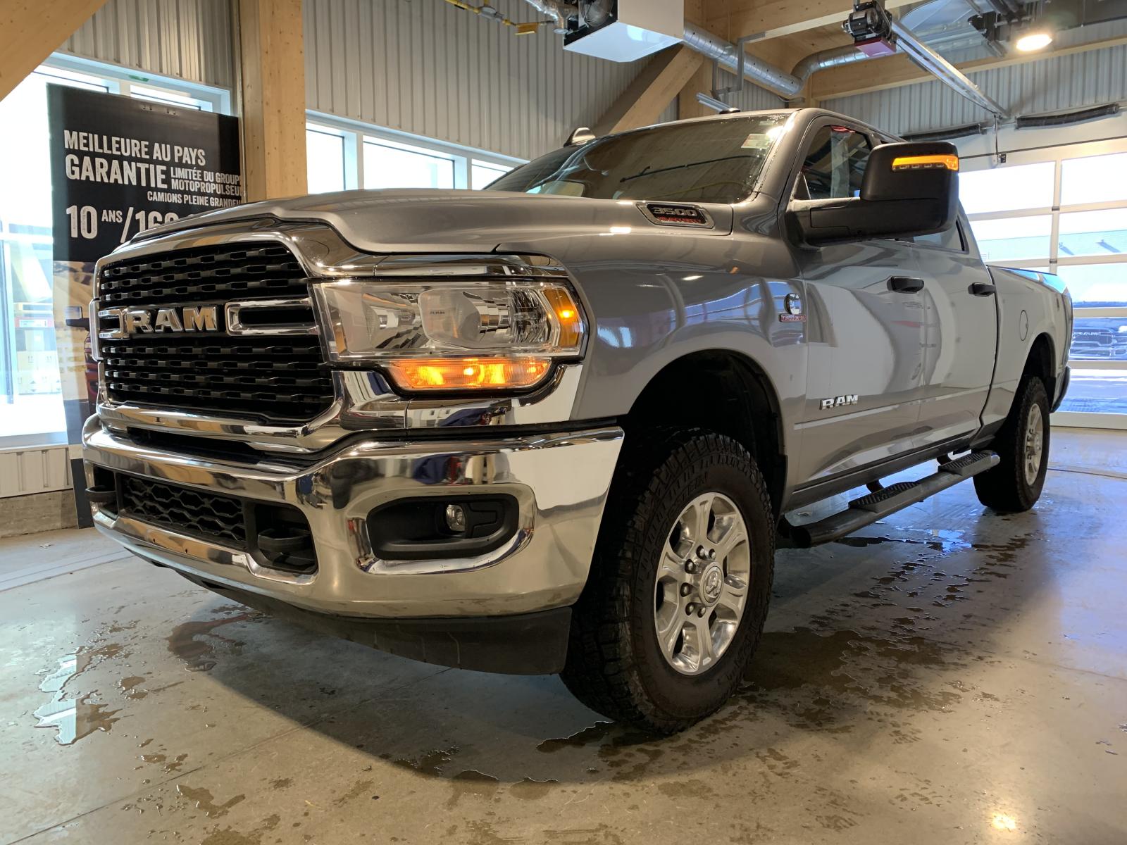 2024 RAM 3500 Big Horn Crew Cab 4WD