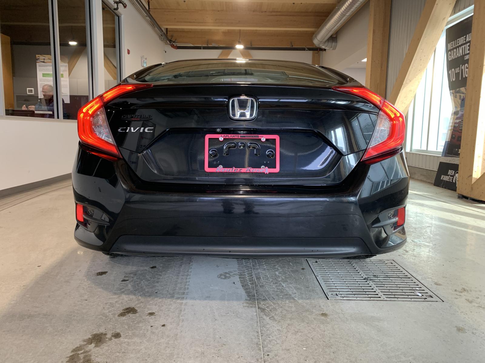 Honda Civic DX 2017 — photo 3