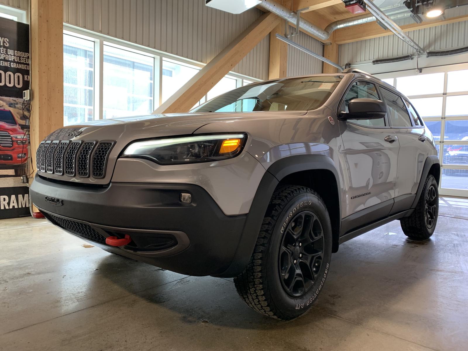 Jeep Cherokee Trailhawk Elite 4WD