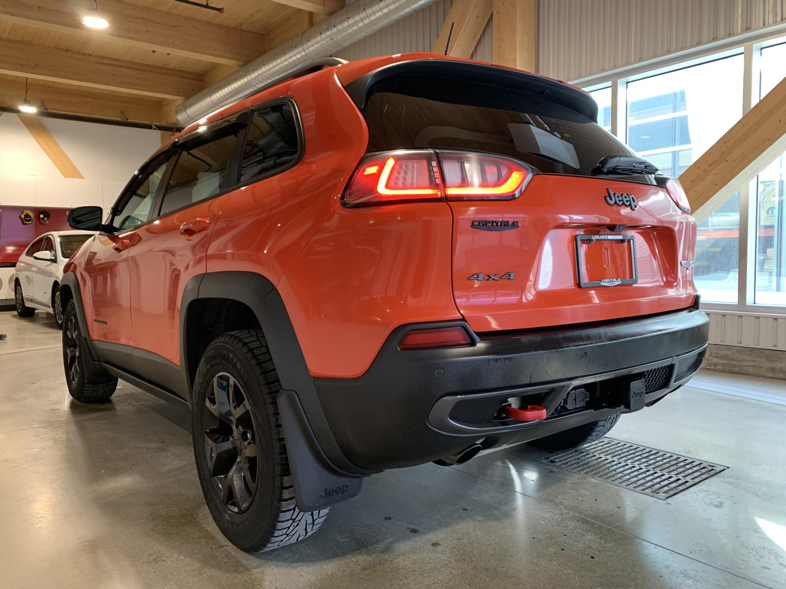 Jeep Cherokee Trailhawk 2021 — photo 2