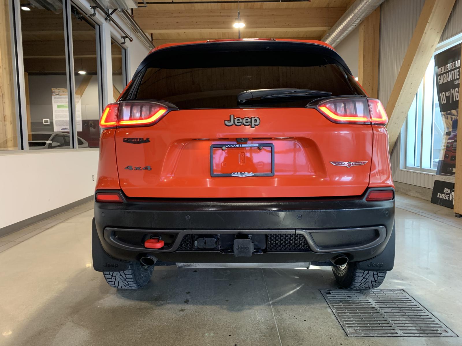 Jeep Cherokee Trailhawk 2021 — photo 3
