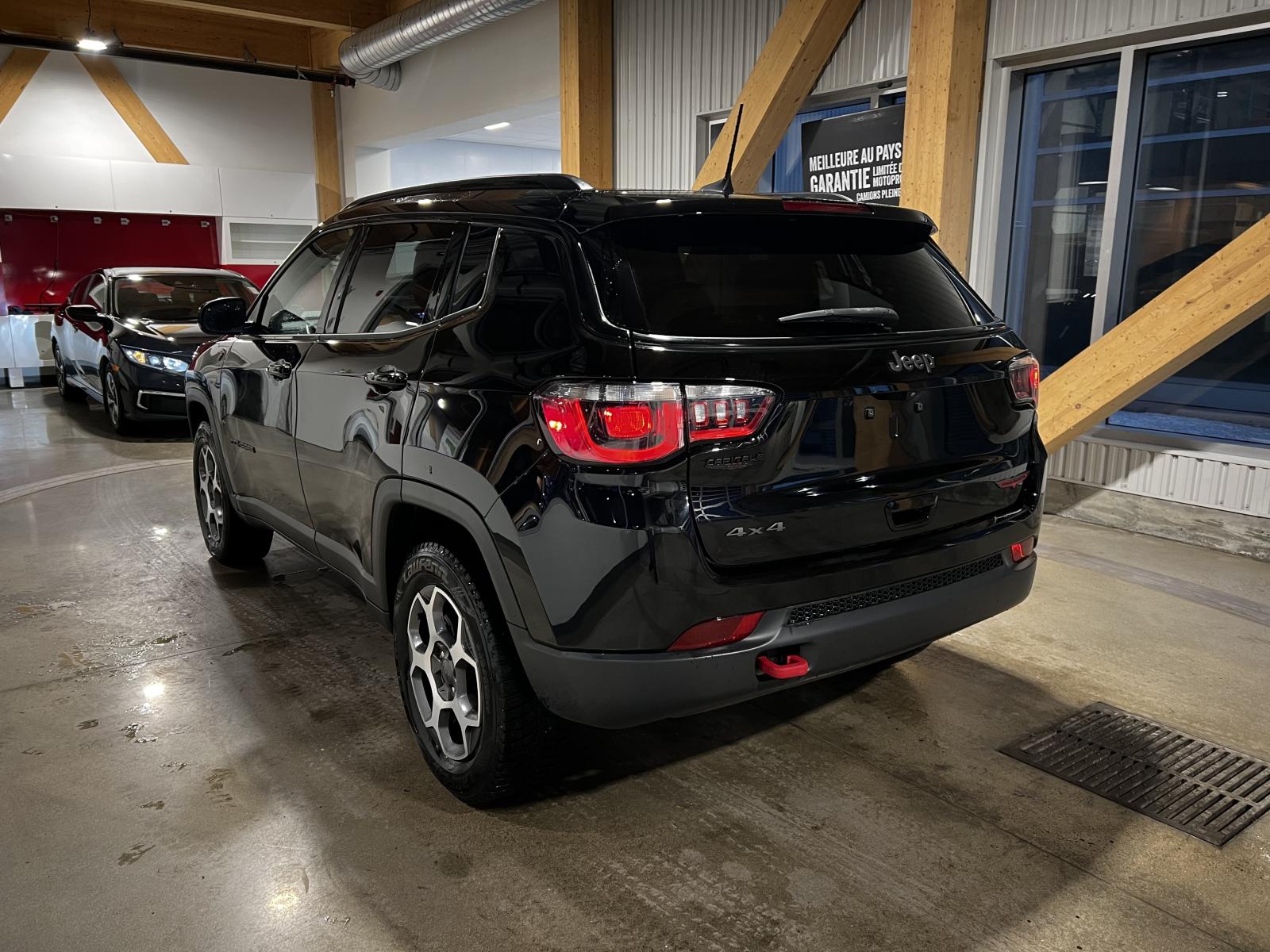 Jeep Compass Trailhawk 2022 — photo 8