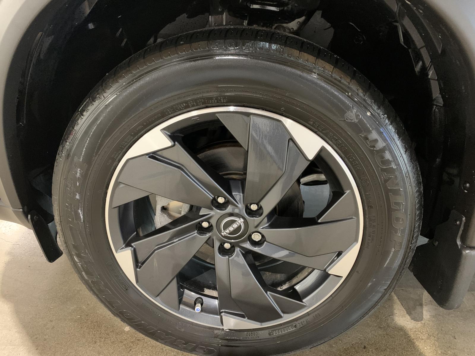 Nissan Rogue SV Moonroof 2024 — photo 8
