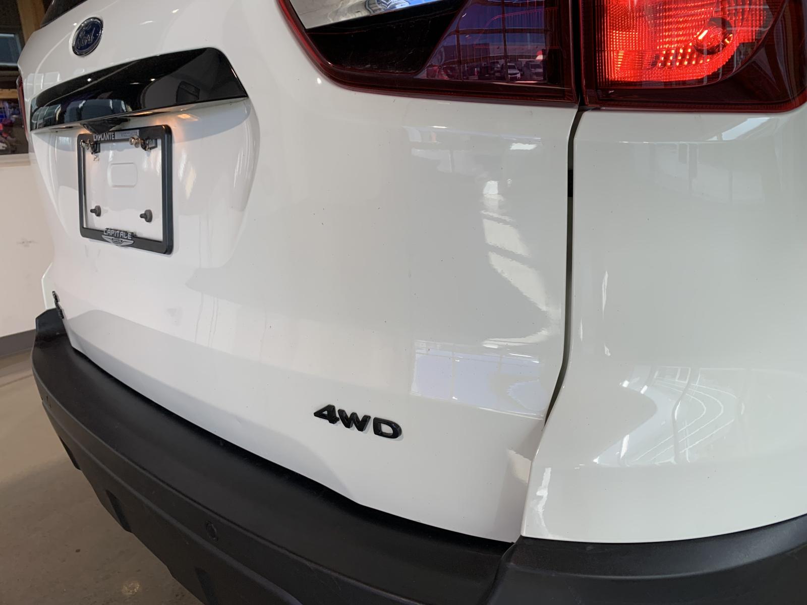 Ford EcoSport SES 2022 — photo 8