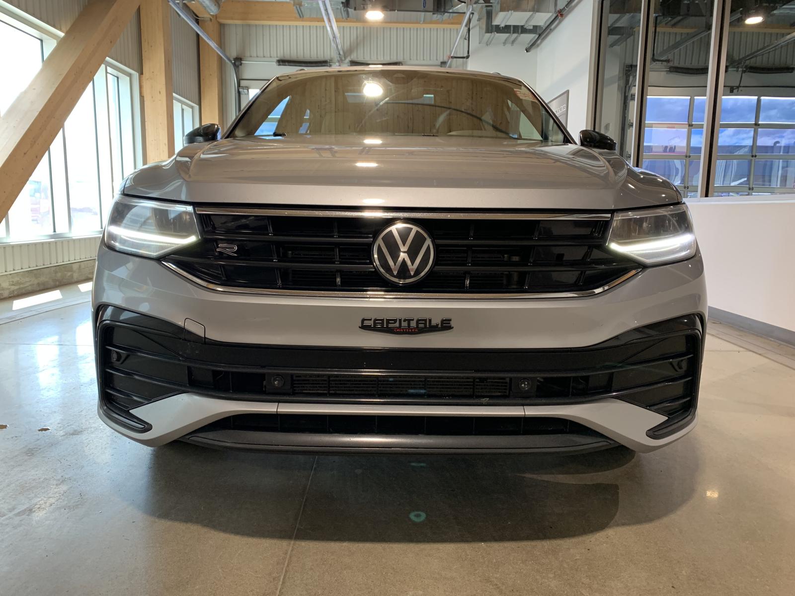 Volkswagen Tiguan Comfortline R-L Blk 2022 — photo 6