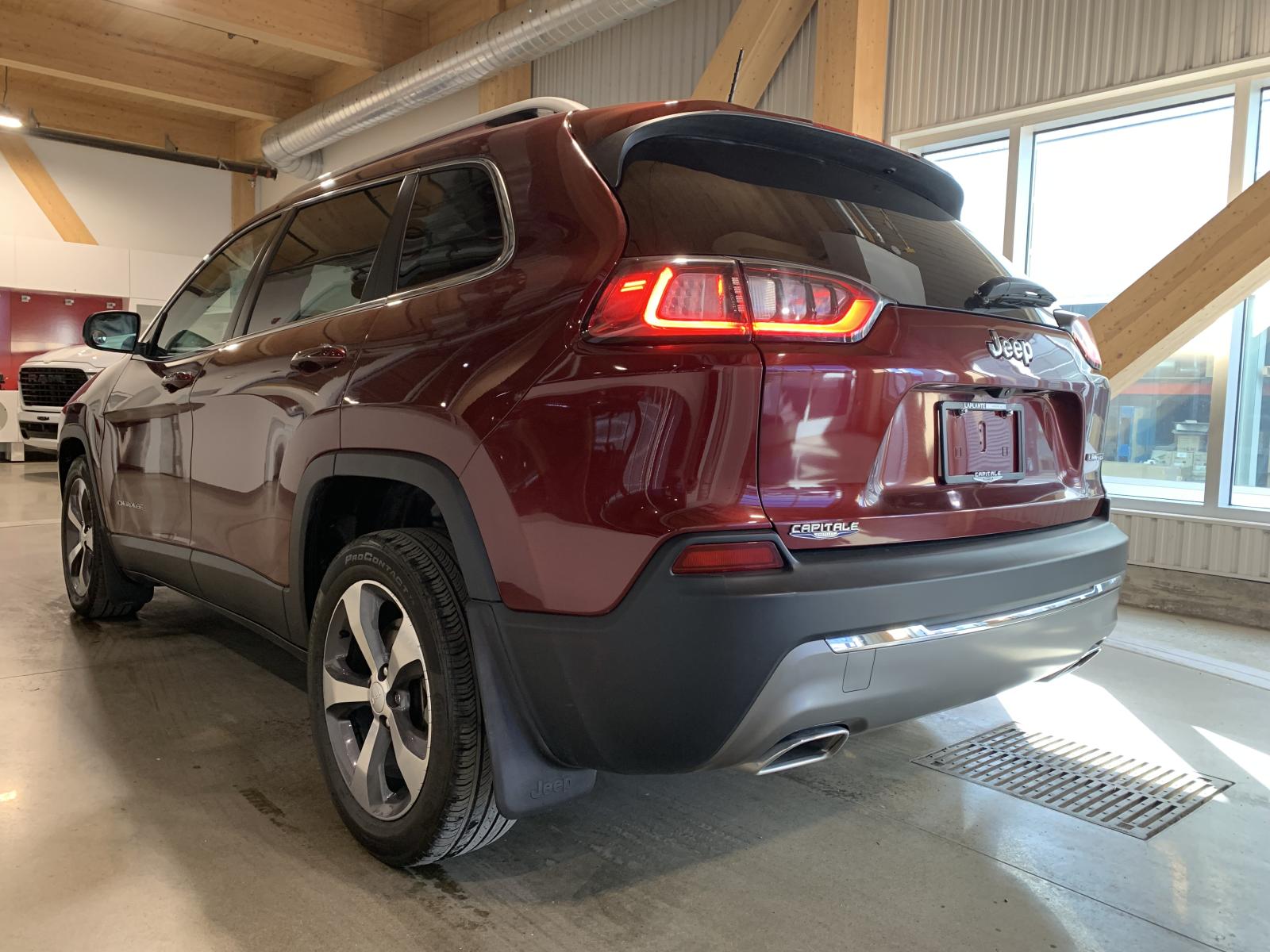 Jeep Cherokee Limited 2019 — photo 3