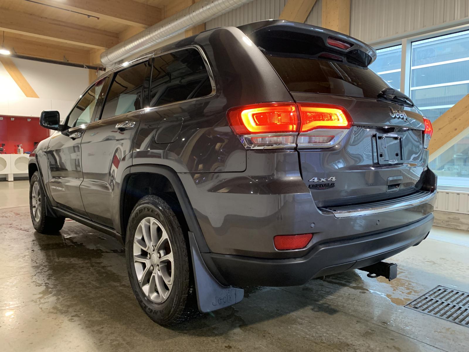Jeep Grand Cherokee Limited 2016 — photo 2