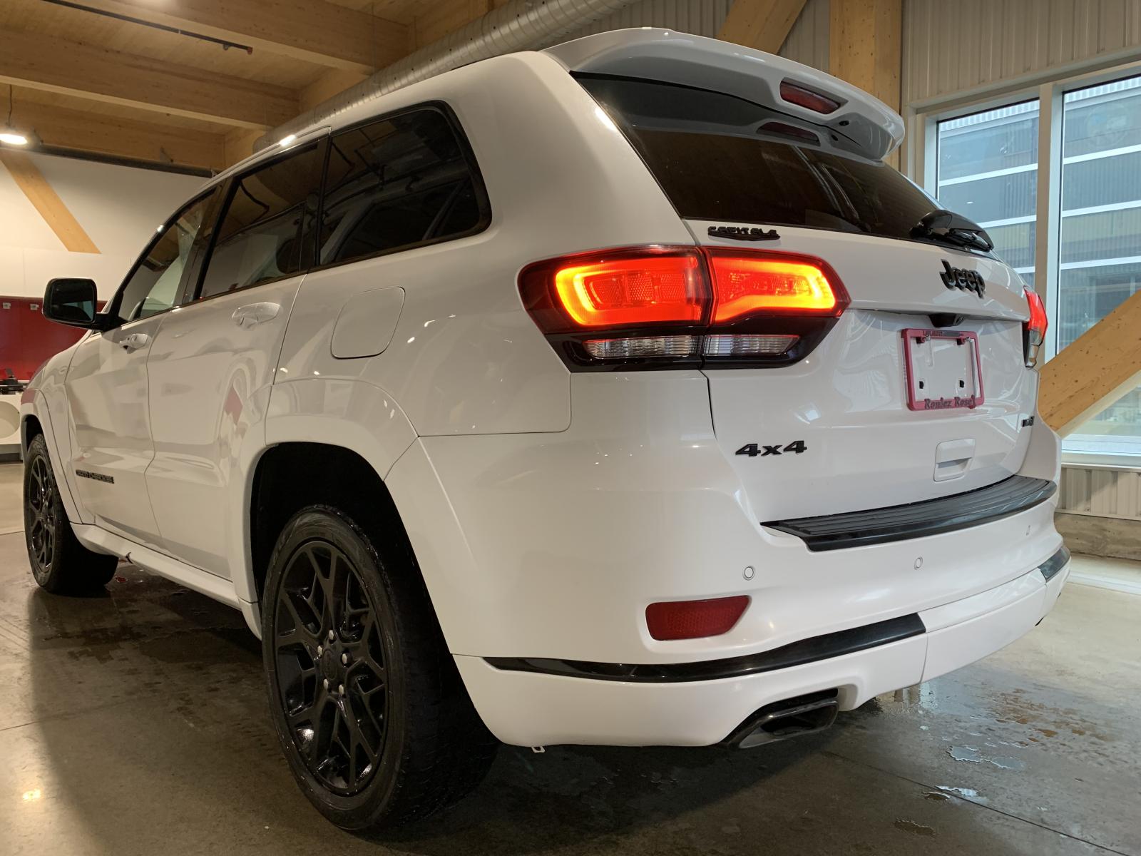 Jeep Grand Cherokee Limited X 2021 — photo 2