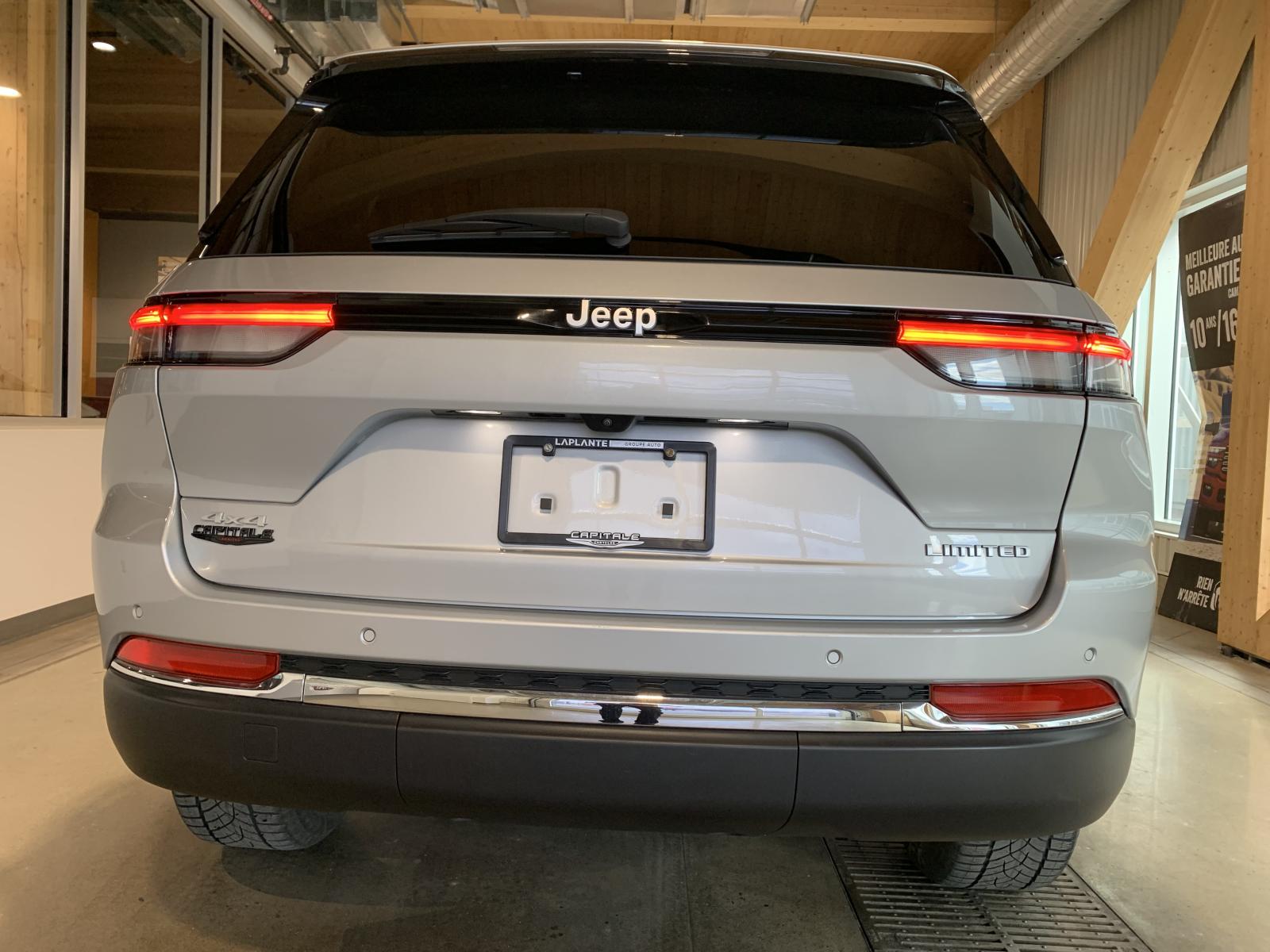 Jeep Grand Cherokee Limited 2024 — photo 3